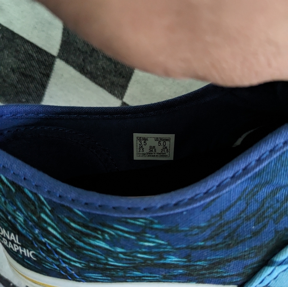 VANS OFF THE WALL AUTHENTIC Kids 3.5 Youth NATIONAL GEOGRAPHIC OCEAN 1223 Blue - Picture 4 of 11